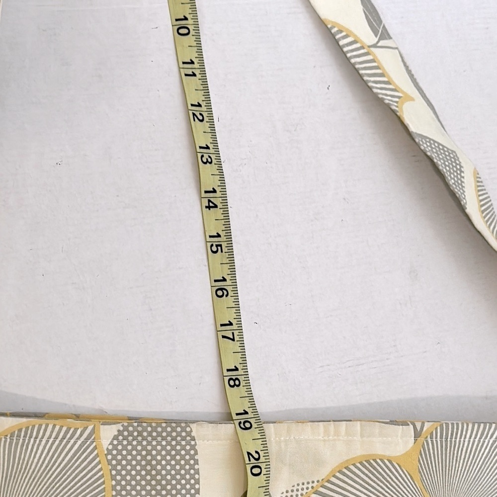 Amy Butler Floral Patterned CROSSBODY Bag - Yellow/ Gray by BAGENVY HANDBAGS EUC - Picture 16 of 16